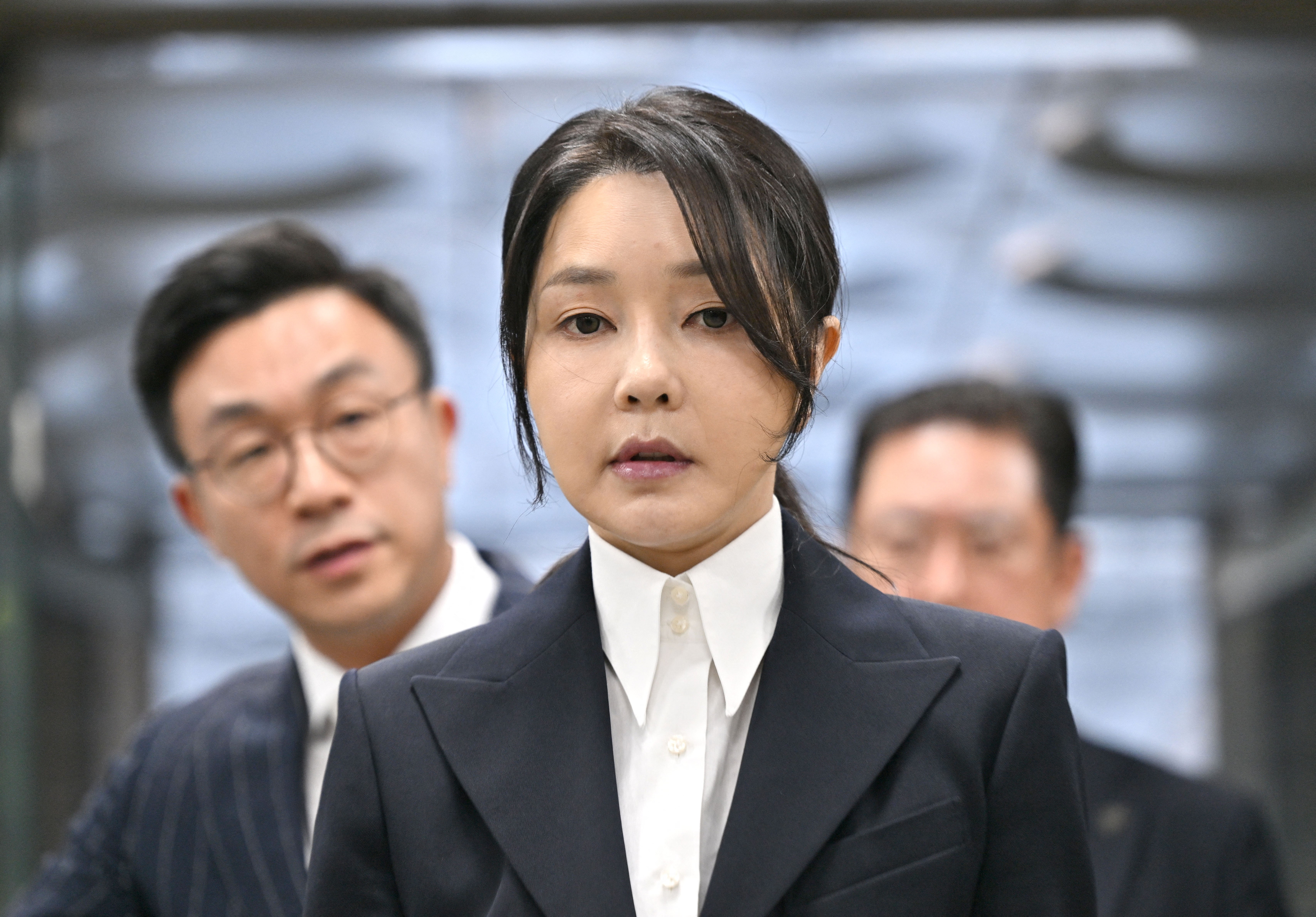 Ex-primeira-dama da Coreia do Sul é presa por corrupção