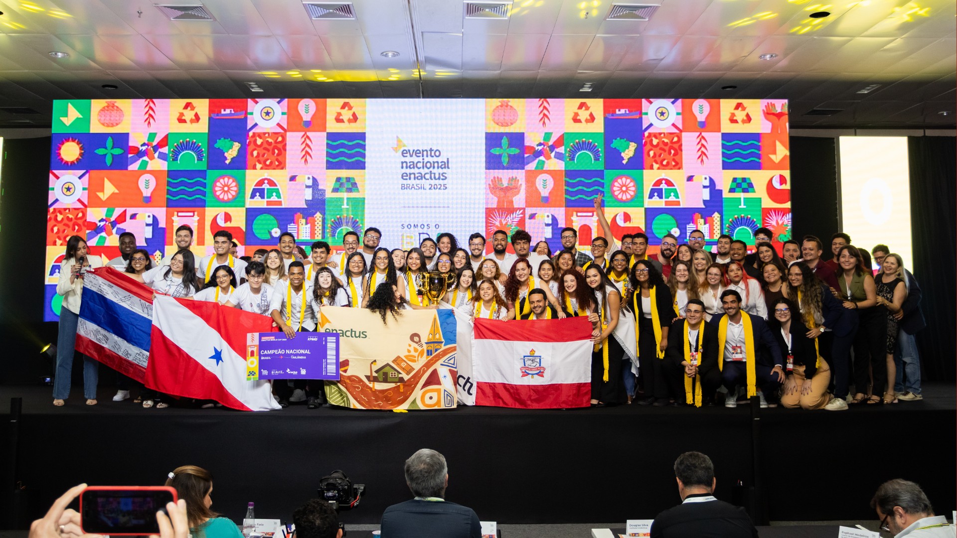 Estudantes empreendedores da Amazônia mobilizam apoio para representar o Brasil em competição mundial
