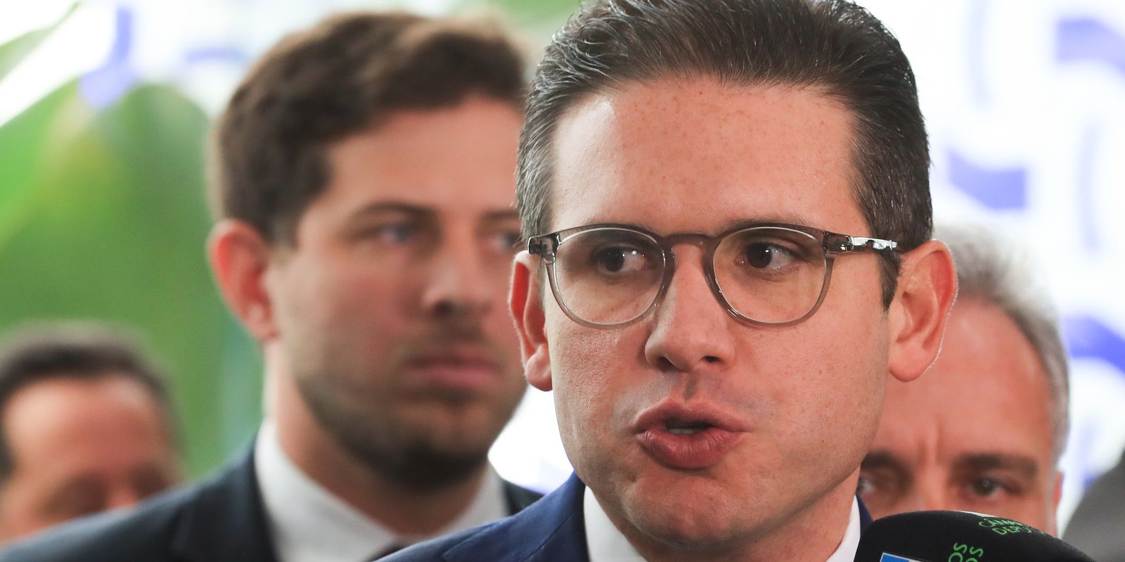 Motta promete projeto "efetivo" para proteger crianças nas redes