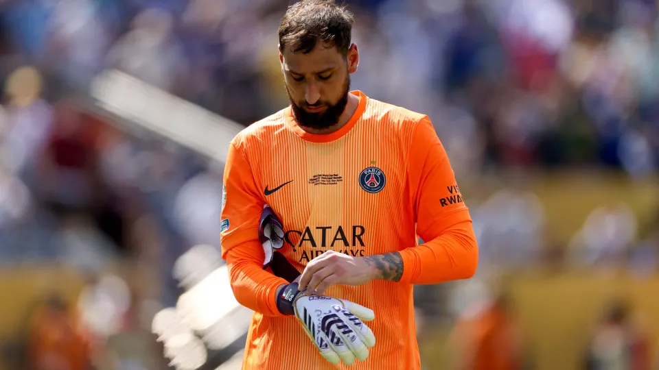 'Dispensado' por Luis Enrique, Donnarumma já tem acordo com Guardiola