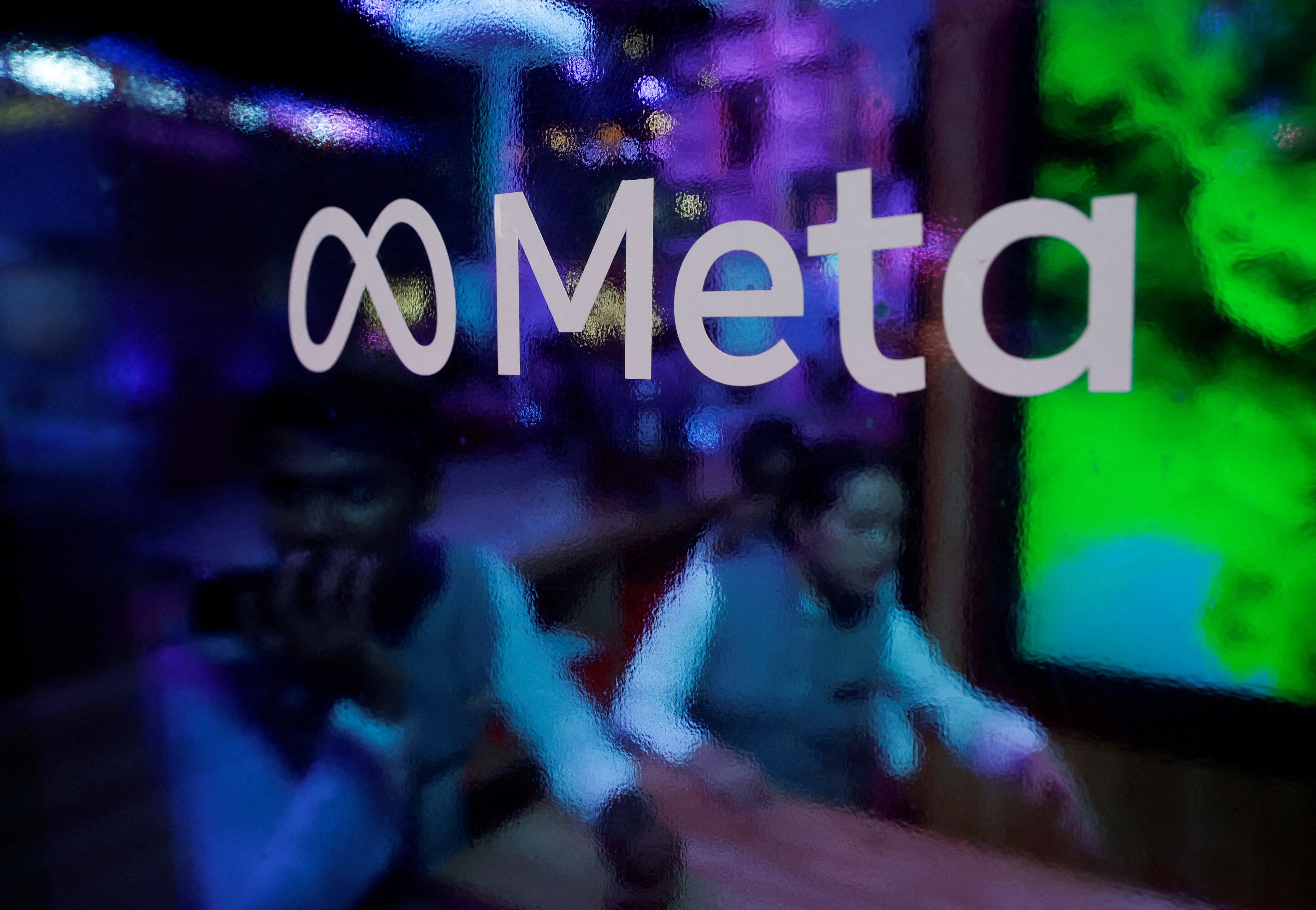 Meta, dona do Instagram, permitiu conversas 'sensuais' entre IA e crianças, diz agência