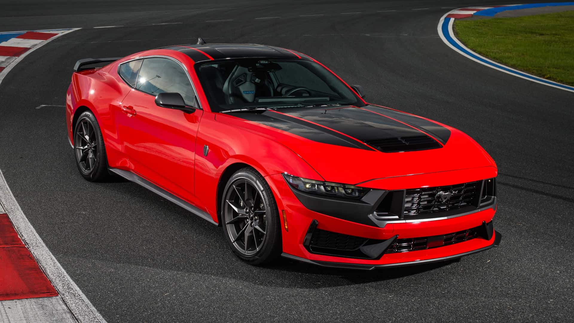 CEO da Ford é mais um a dizer não ao novo Apple Carplay Ultra