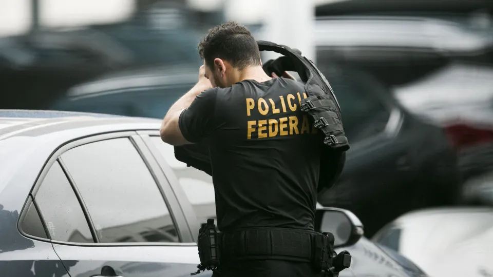 PF diz que há fortes evidências de que investigados foram avisados de operação contra PCC