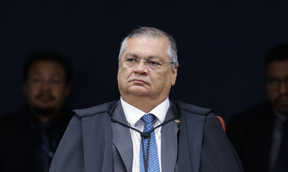 PF vai investigar ameaças a Dino nas redes sociais após voto para condenar Bolsonaro