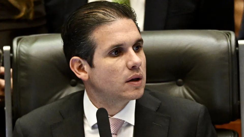 Motta chama Primeira Turma de 'uma parte' do STF e contesta decisão contra Câmara