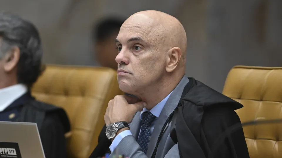 Moraes é escolhido relator da ação para levar caso Ramagem ao plenário do STF
