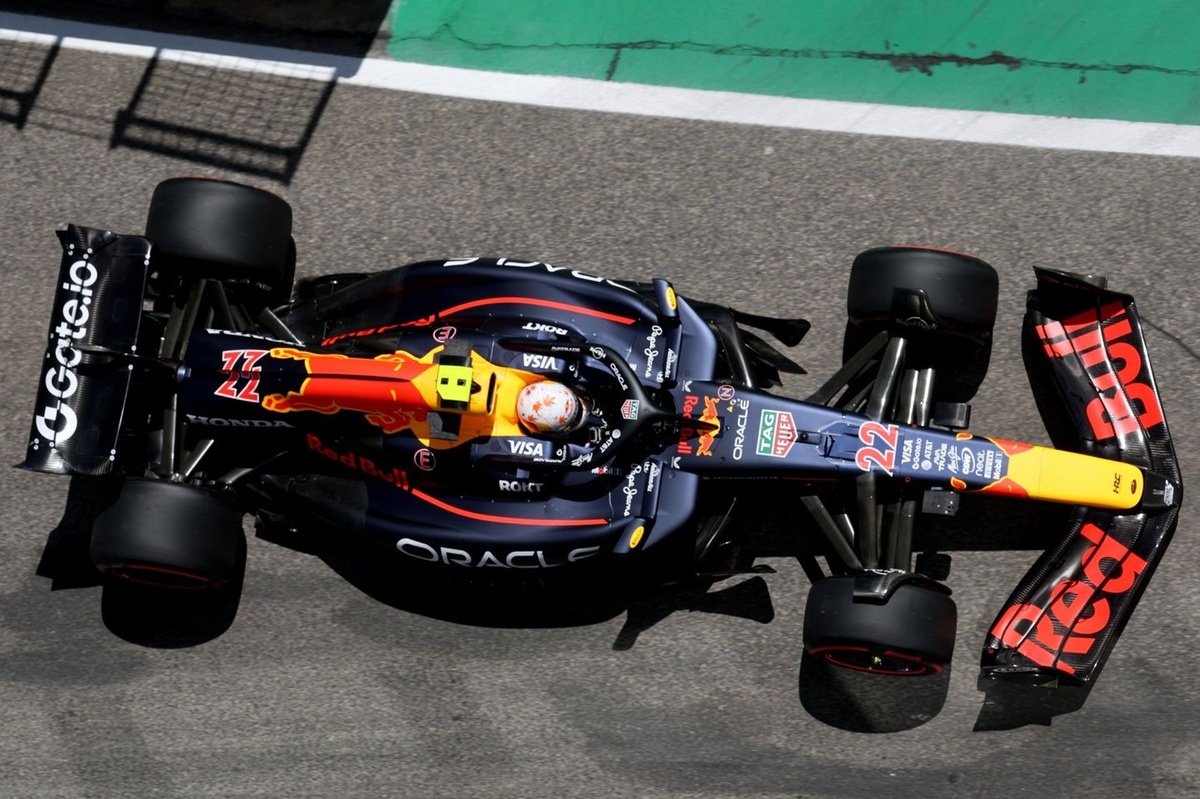 F1 - Tsunoda assume culpa por acidente "vergonhoso e frustrante" em Ímola: 'Tentei ser herói'